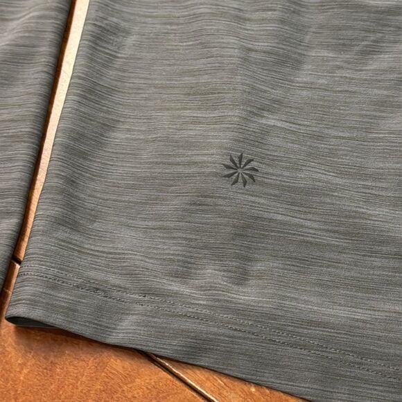 Athleta Womens Top Gray Lightweight Long Sleeve Polyester Nylon Size M - Picture 6 of 8